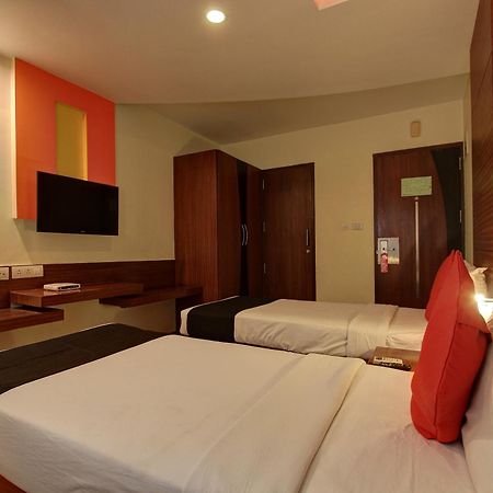 Townhouse Jp Residency Near Delhi Airport Hotel Ню Делхи Екстериор снимка