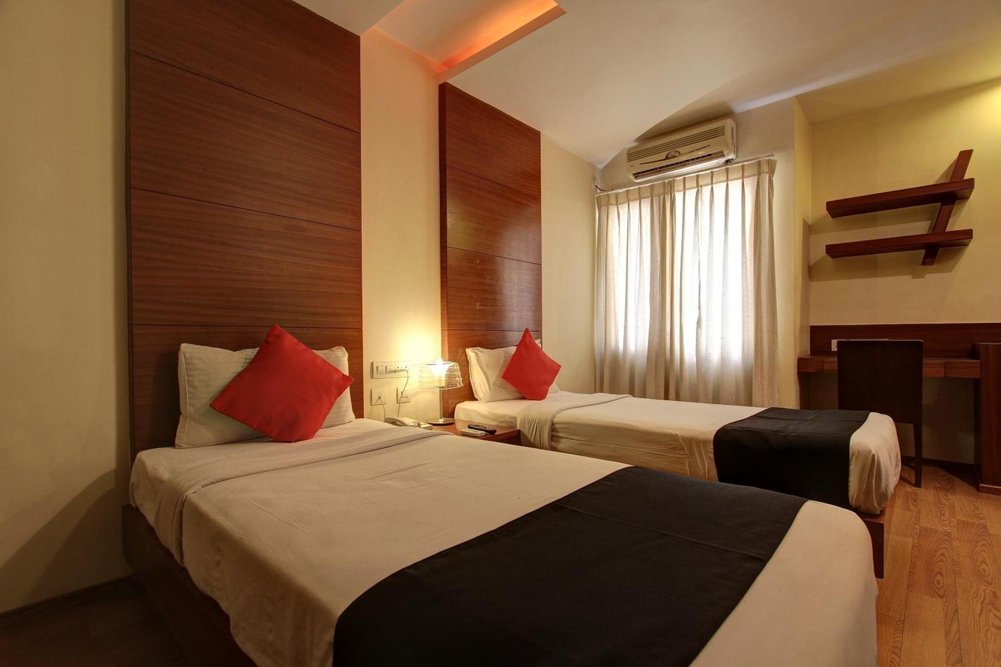 Townhouse Jp Residency Near Delhi Airport Hotel Ню Делхи Екстериор снимка