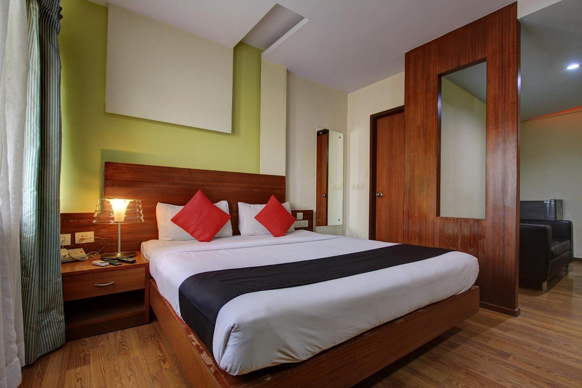 Townhouse Jp Residency Near Delhi Airport Hotel Ню Делхи Екстериор снимка